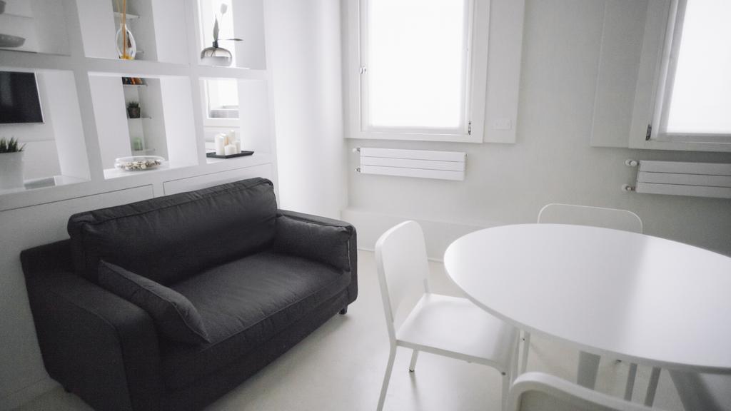 Italianway-Turati Apartment Milan Bagian luar foto